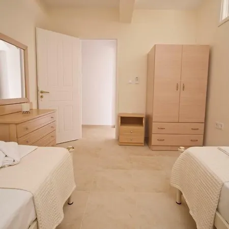 Lagoon View - Orange Apartment Argostoli (Kefalonia)